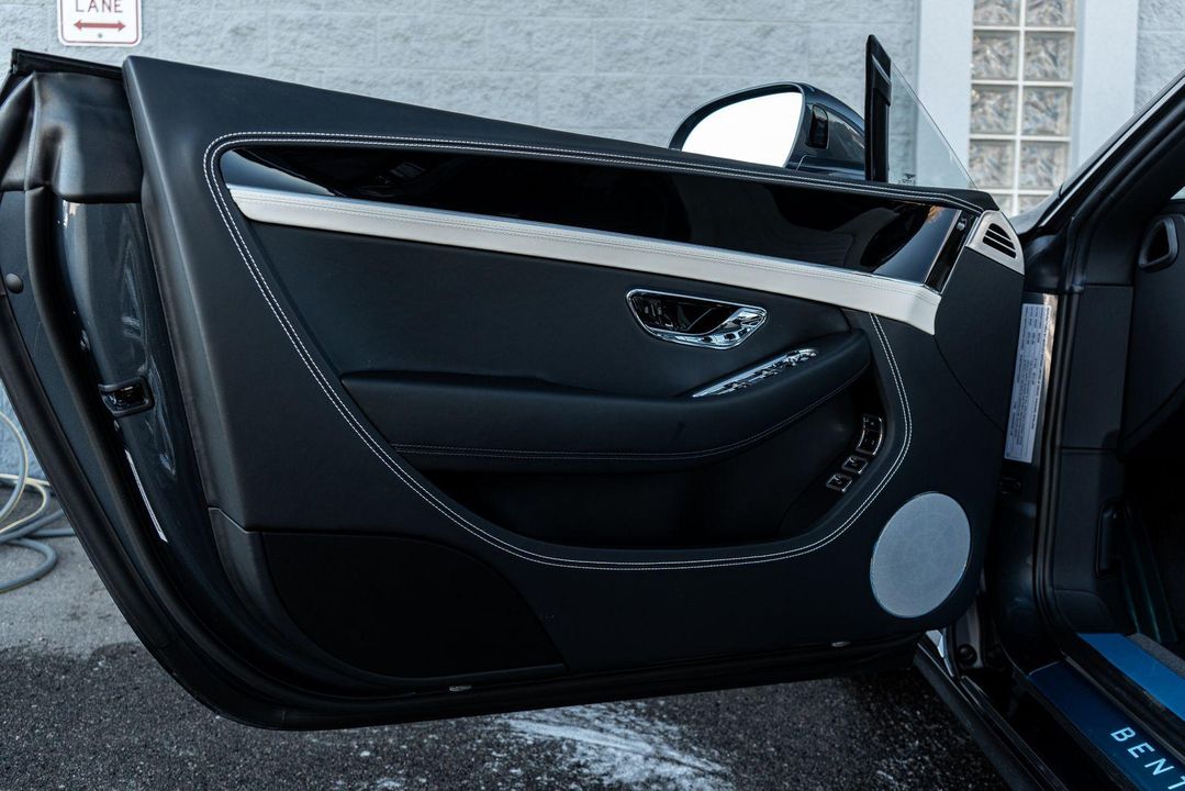 2026 Bentley Continental GTC