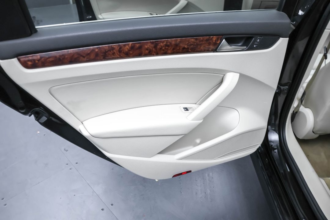 2013 Volkswagen Passat