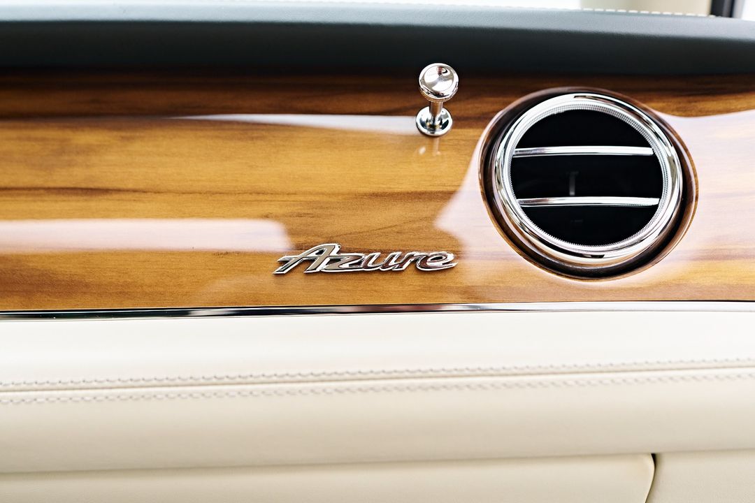 2023 Bentley Bentayga EWB