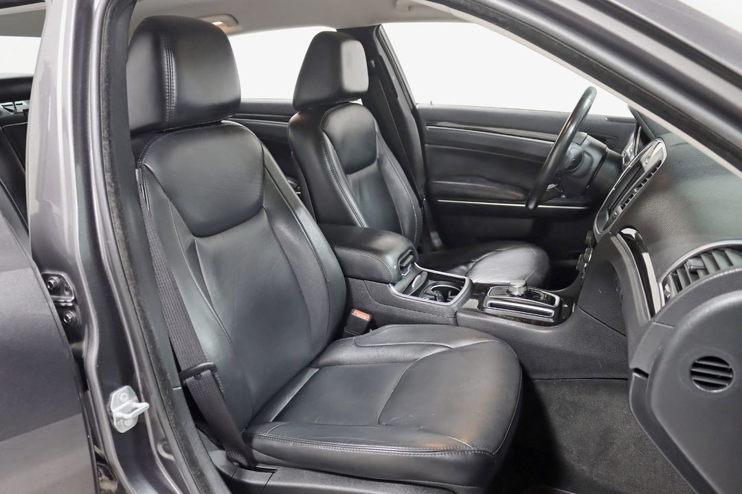 2015 Chrysler 300