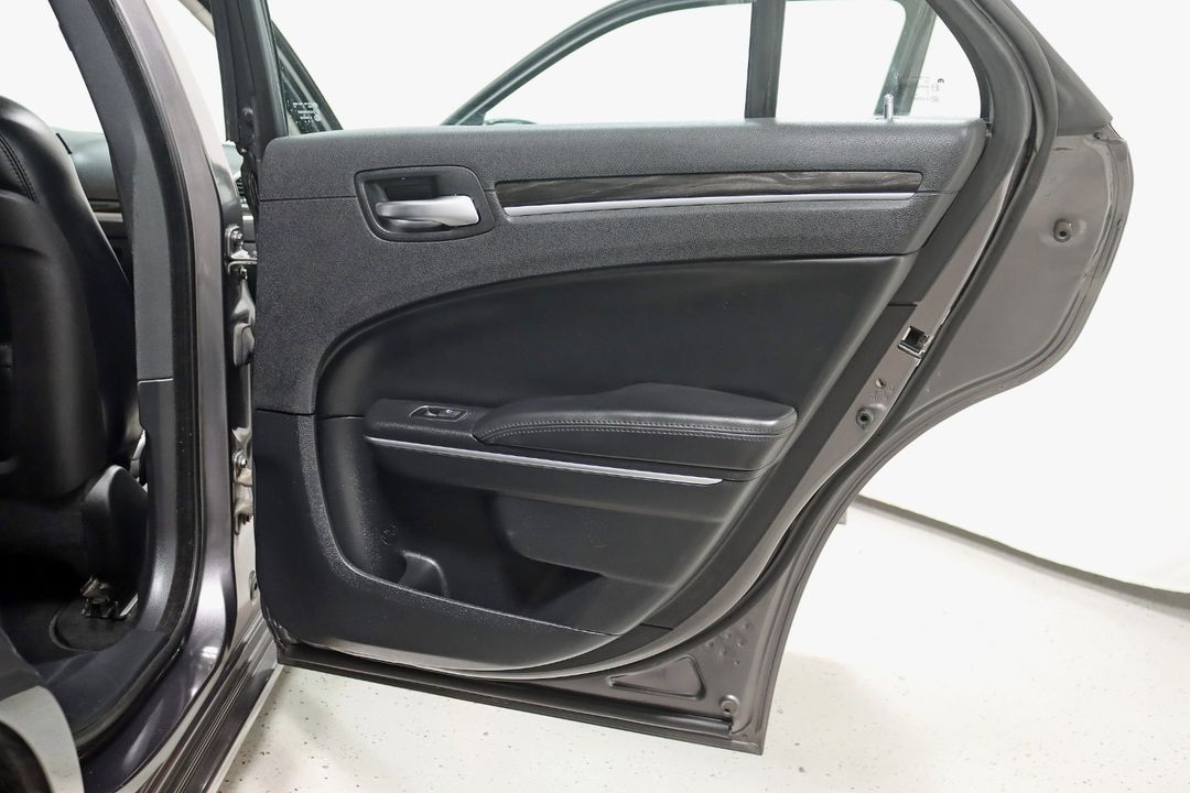2015 Chrysler 300