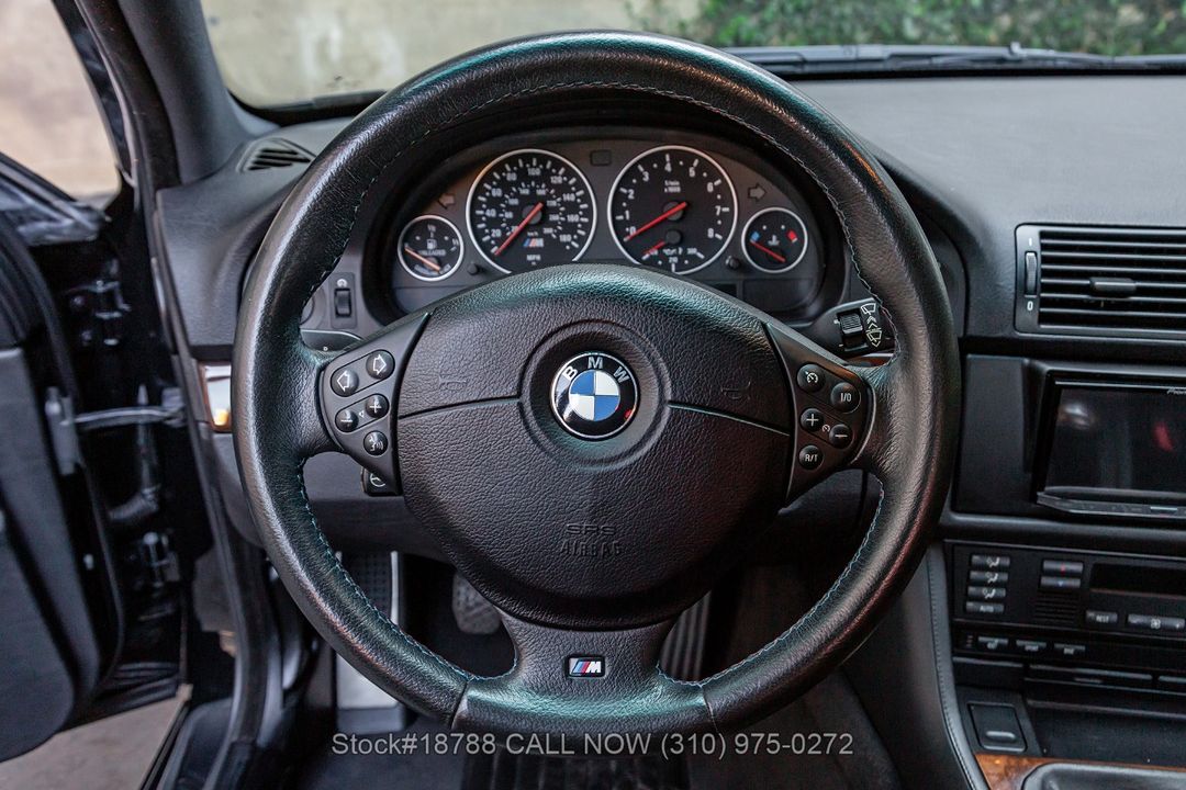 2000 BMW M5
