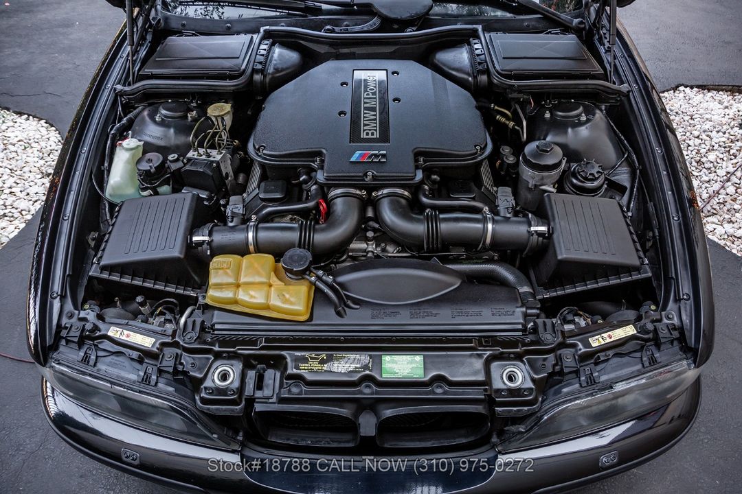 2000 BMW M5