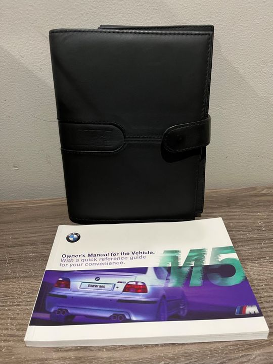 2000 BMW M5