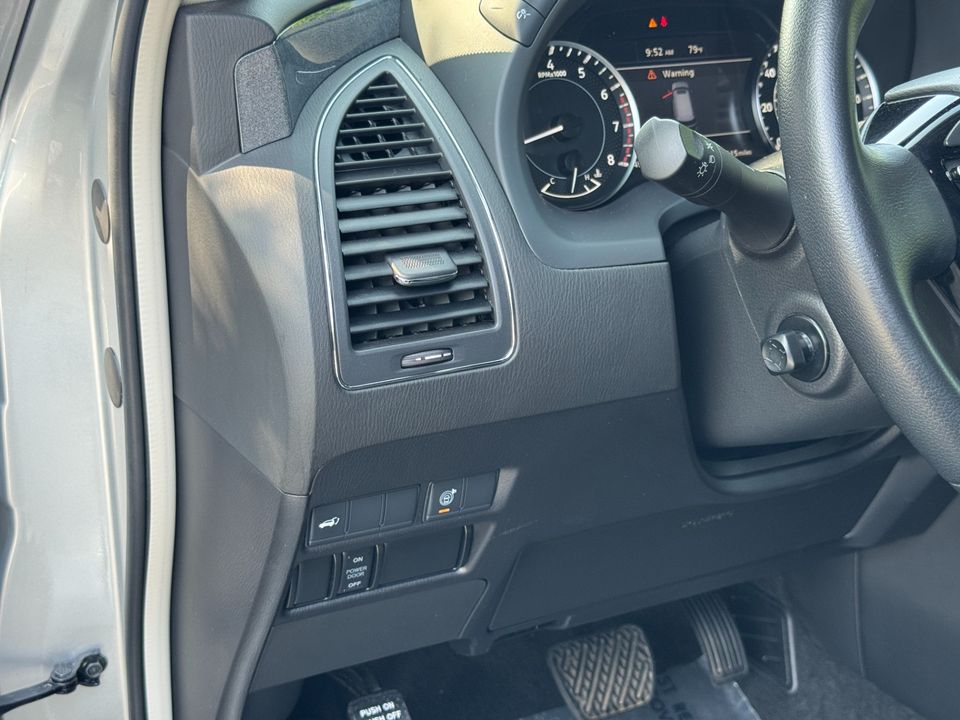 2021 Nissan Armada SV