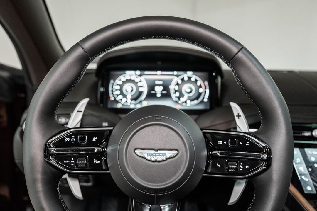 2025 Aston Martin DB12