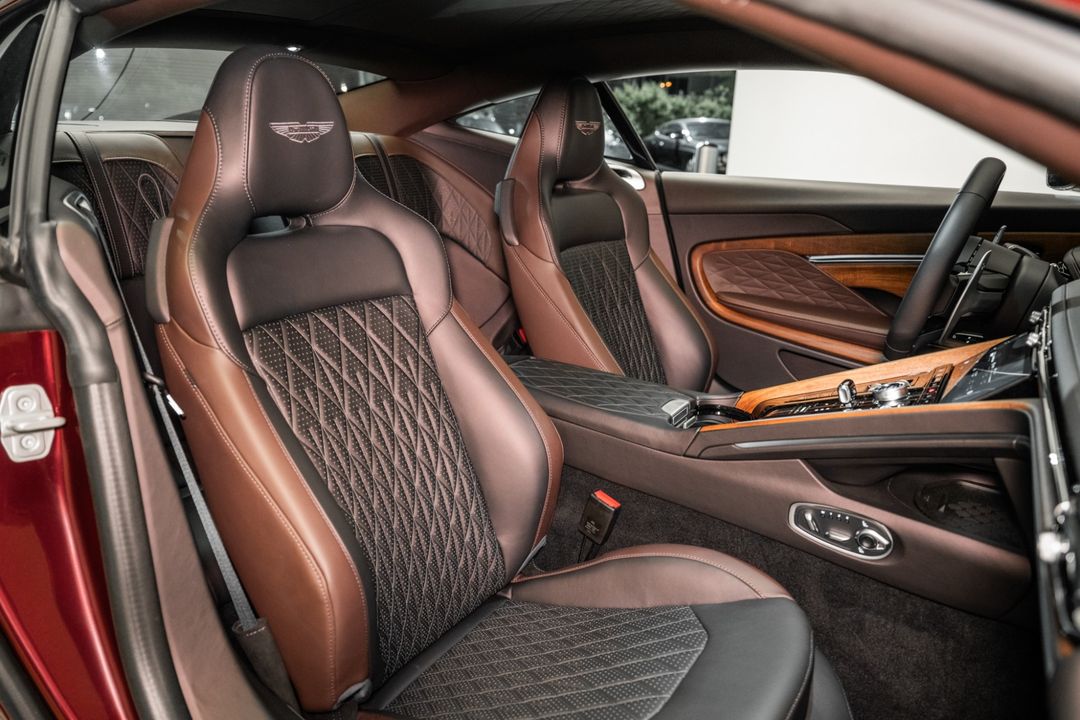 2025 Aston Martin DB12