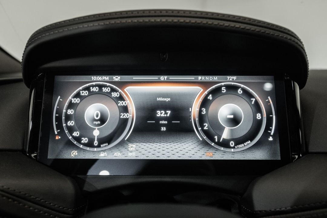 2025 Aston Martin DB12