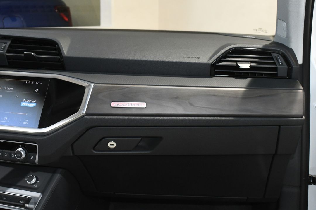 2021 Audi Q3