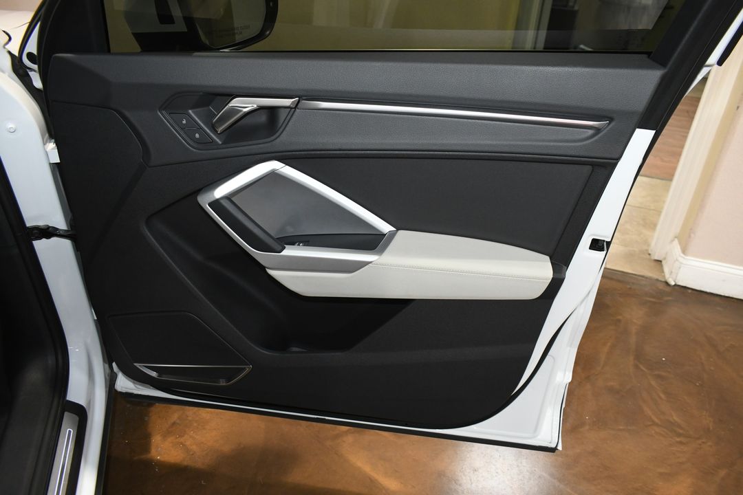 2021 Audi Q3