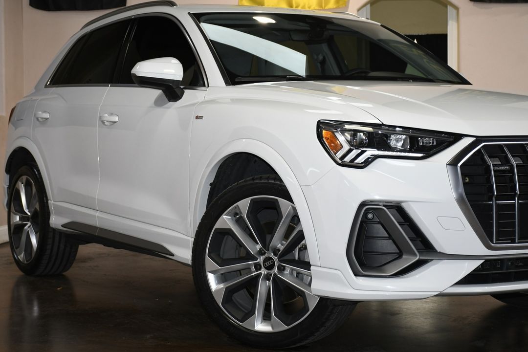 2021 Audi Q3