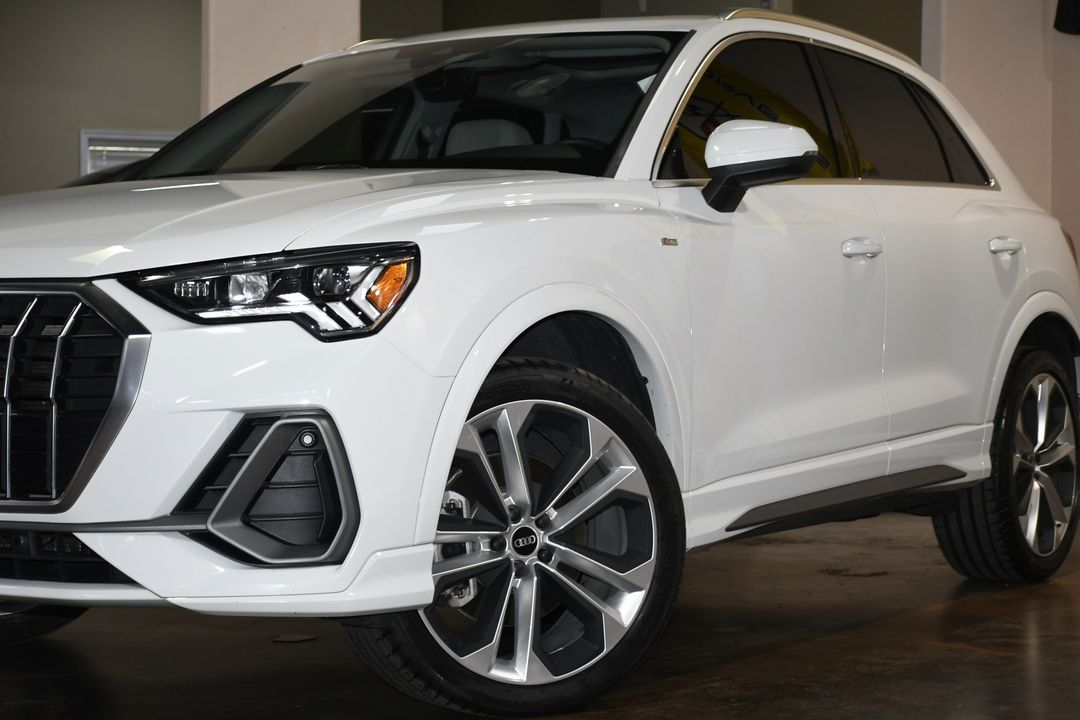 2021 Audi Q3