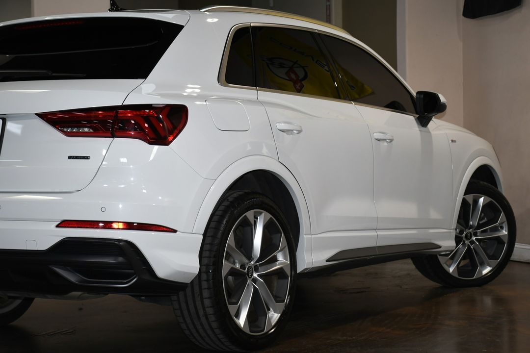2021 Audi Q3