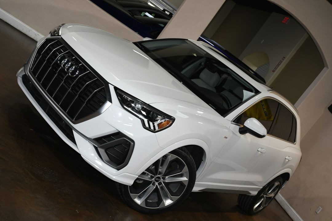 2021 Audi Q3