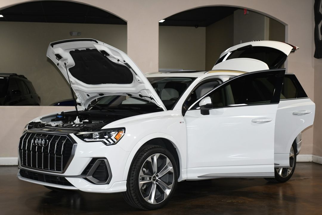 2021 Audi Q3