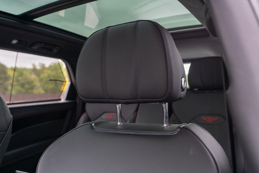2023 Bentley Bentayga EWB