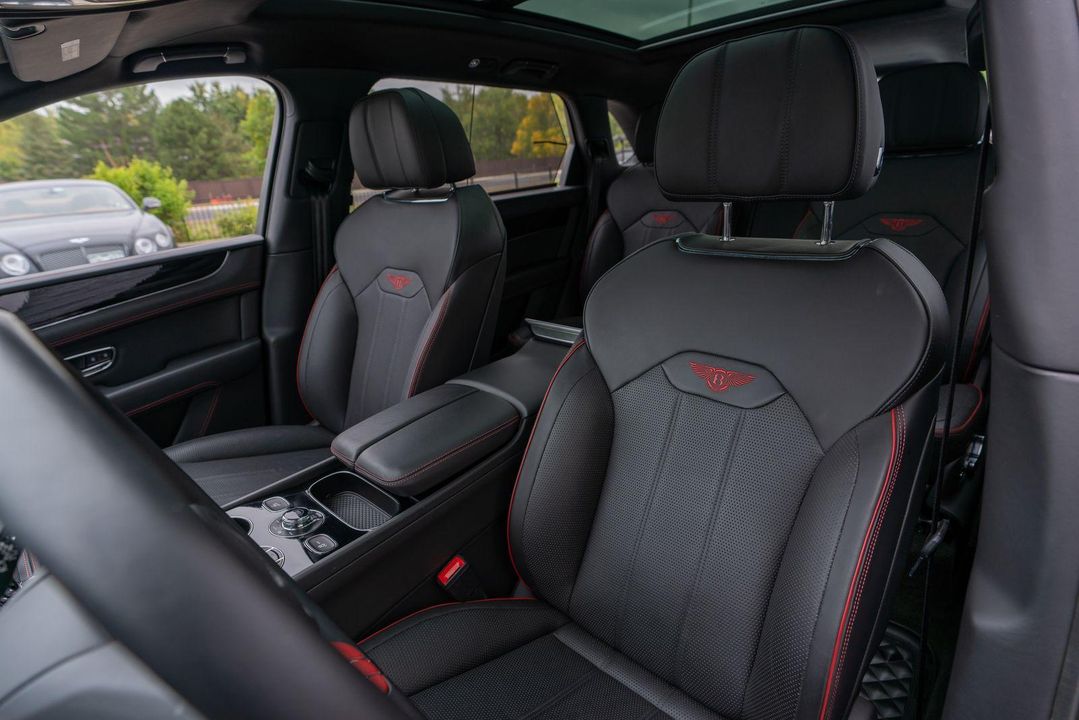 2023 Bentley Bentayga EWB