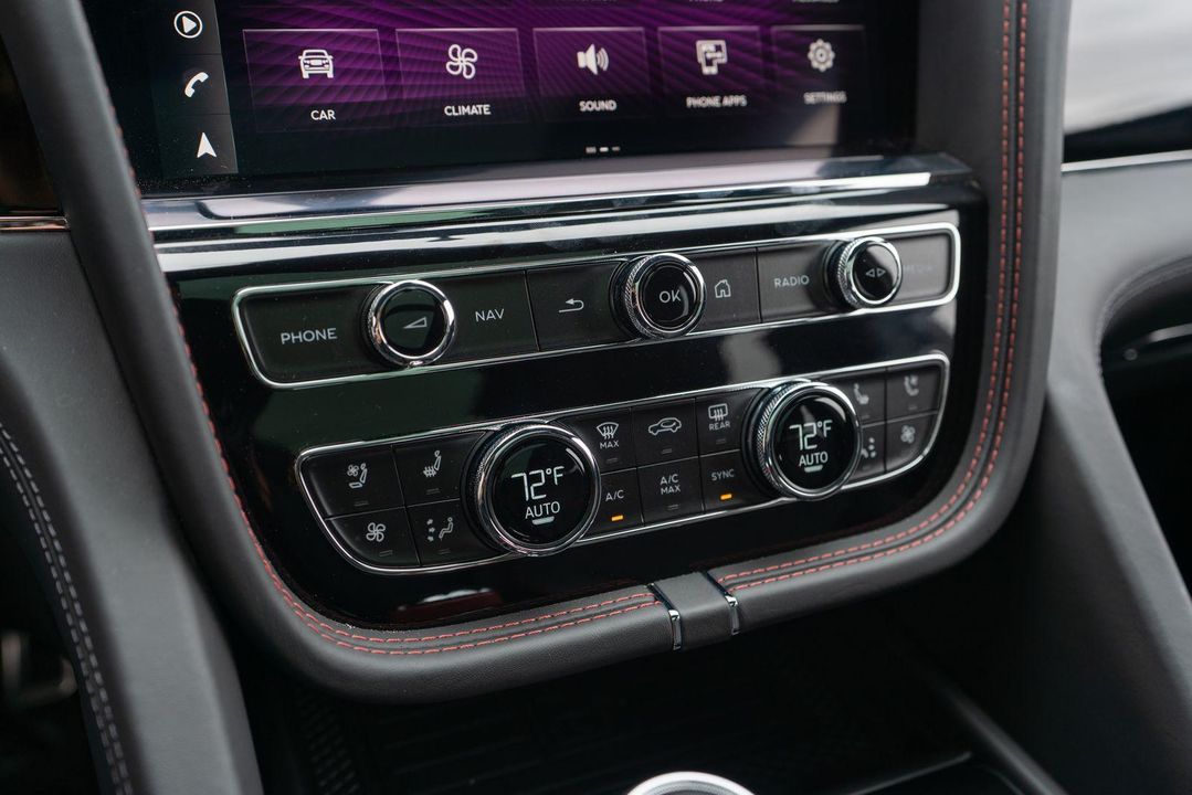 2023 Bentley Bentayga EWB