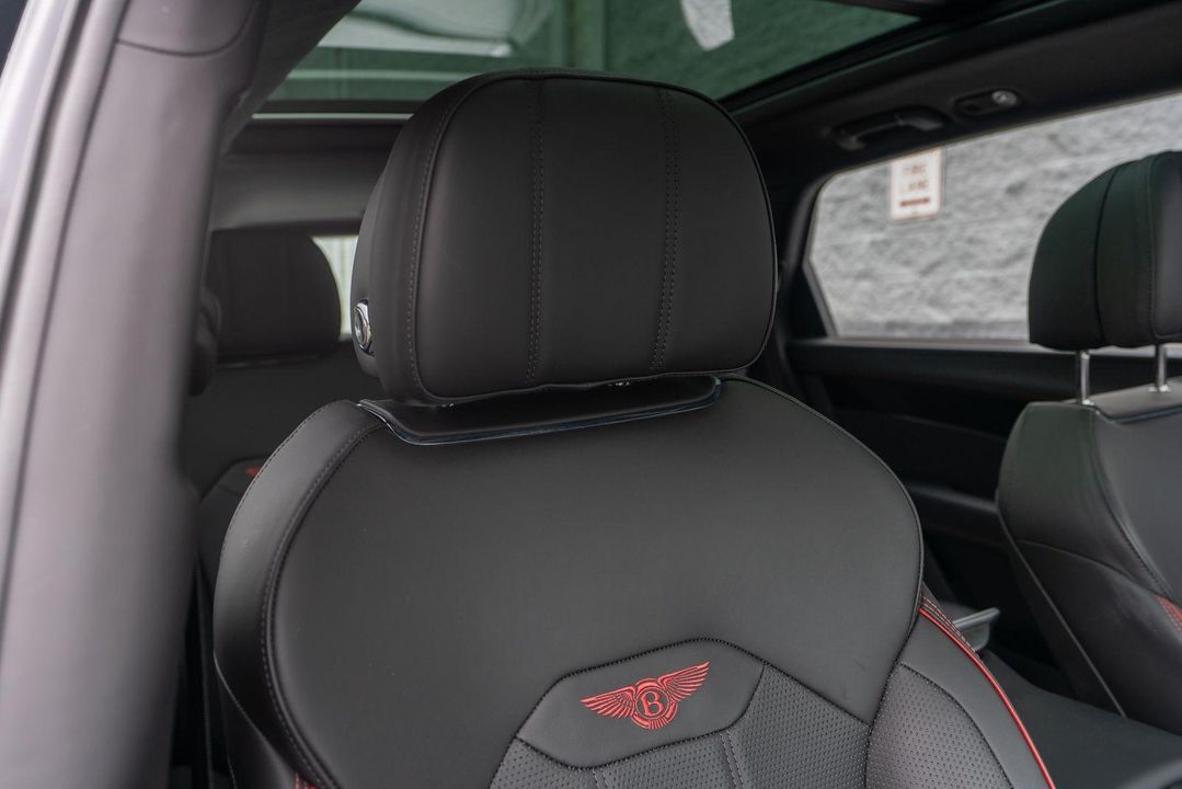 2023 Bentley Bentayga EWB