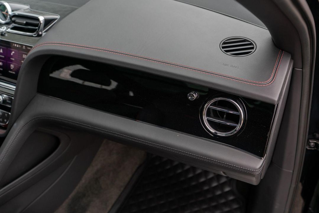 2023 Bentley Bentayga EWB