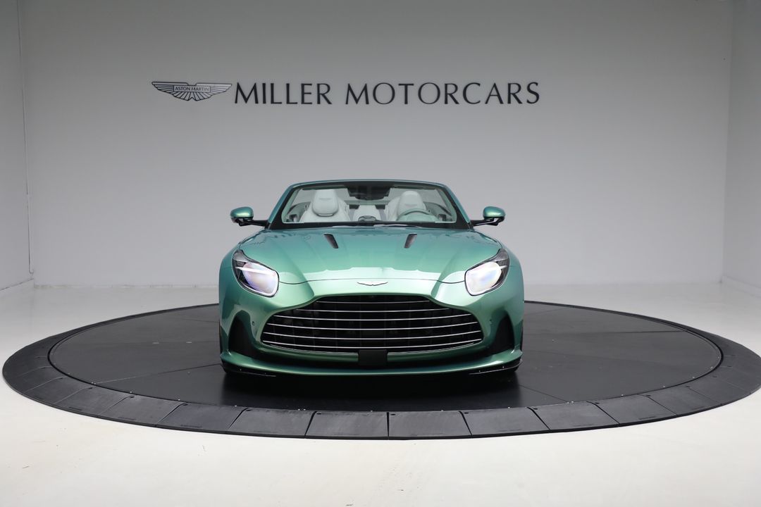 2025 Aston Martin DB12