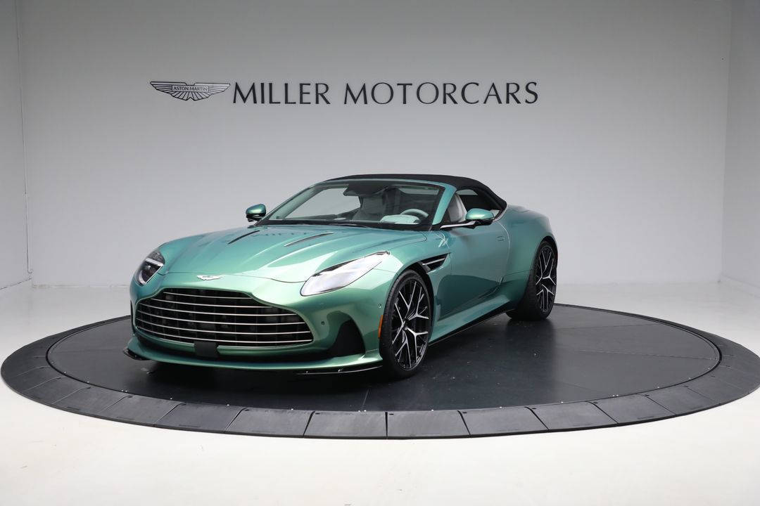 2025 Aston Martin DB12