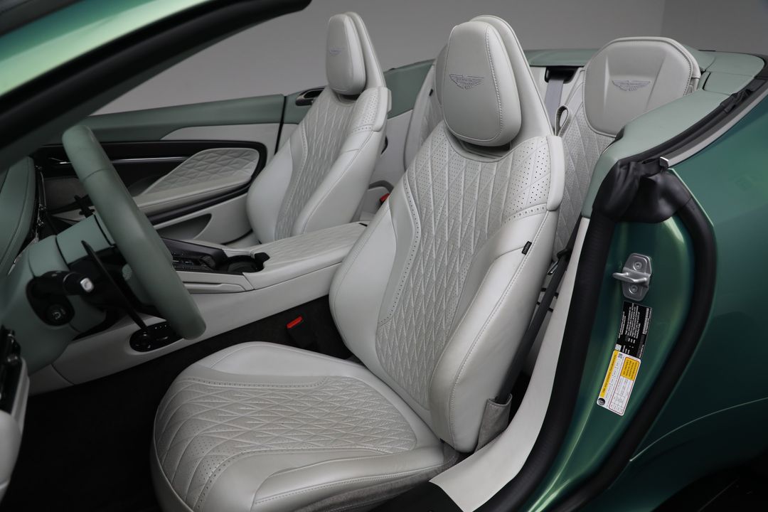 2025 Aston Martin DB12