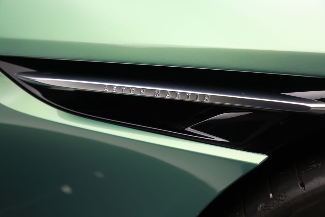 2025 Aston Martin DB12