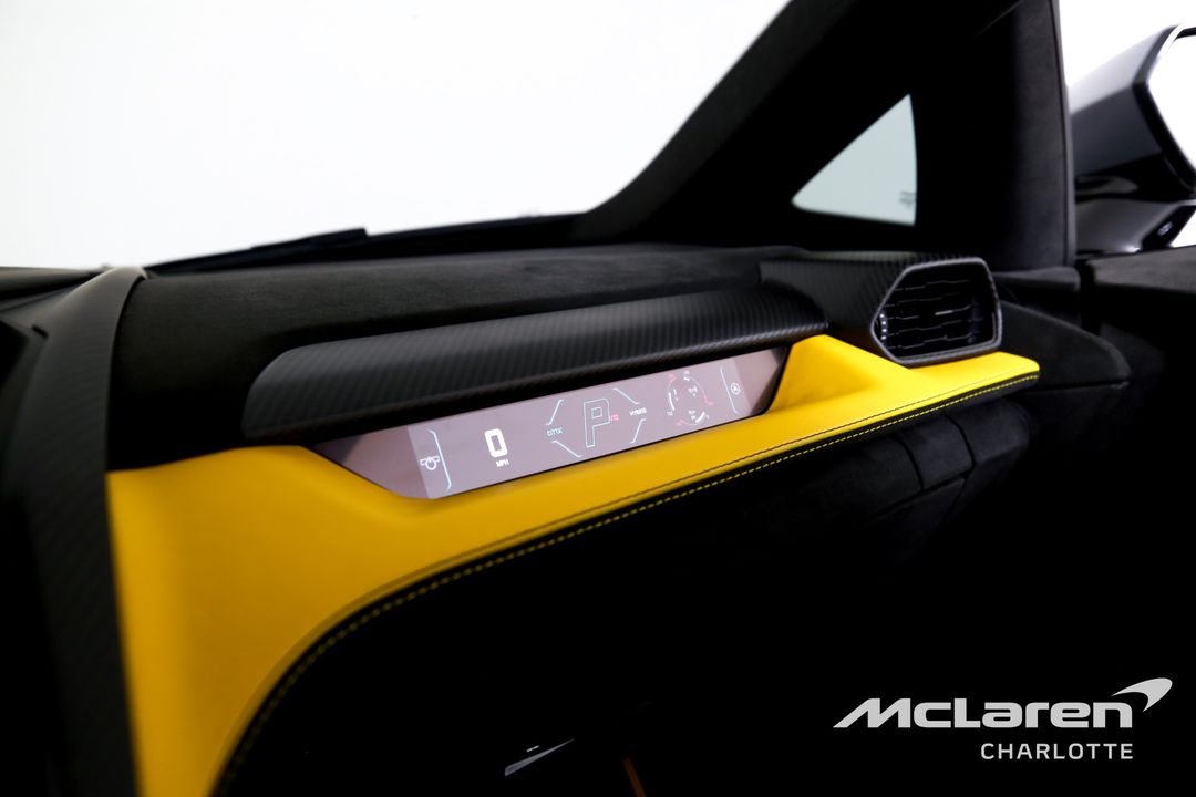 2024 Lamborghini Revuelto