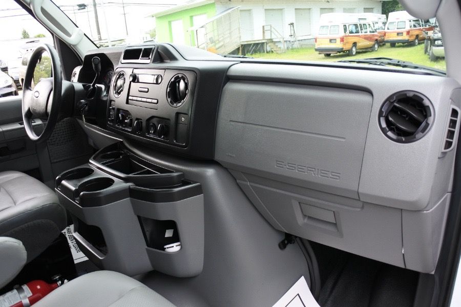2014 Ford Econoline Cargo Van