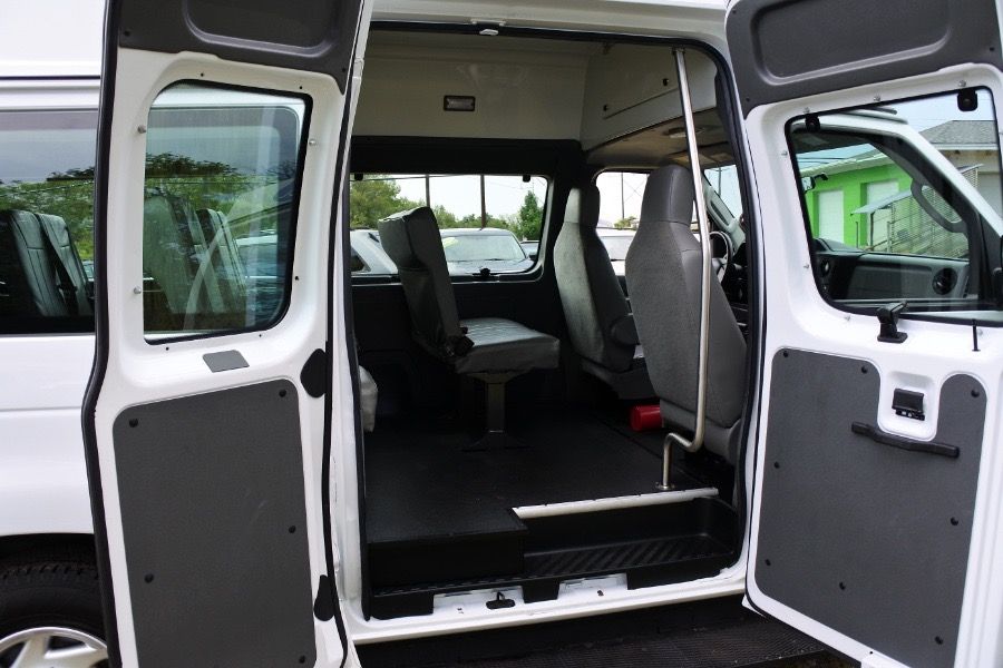 2014 Ford Econoline Cargo Van