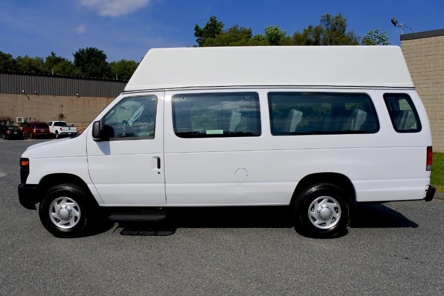 2014 Ford Econoline Cargo Van