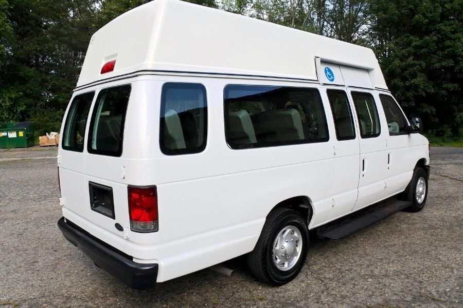 2014 Ford Econoline Cargo Van