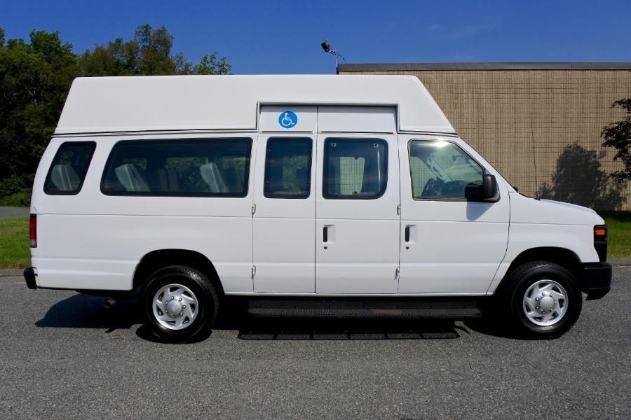 2014 Ford Econoline Cargo Van