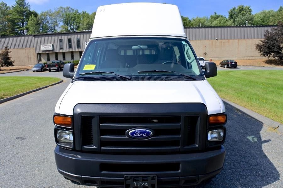 2014 Ford Econoline Cargo Van
