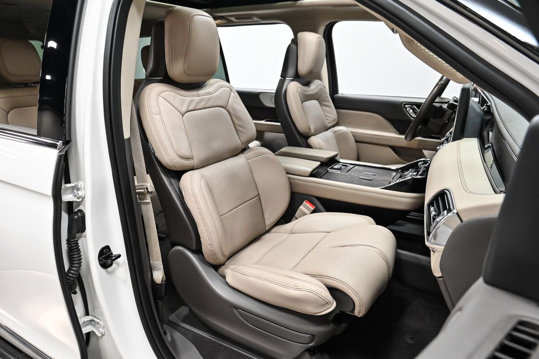 2022 Lincoln Navigator