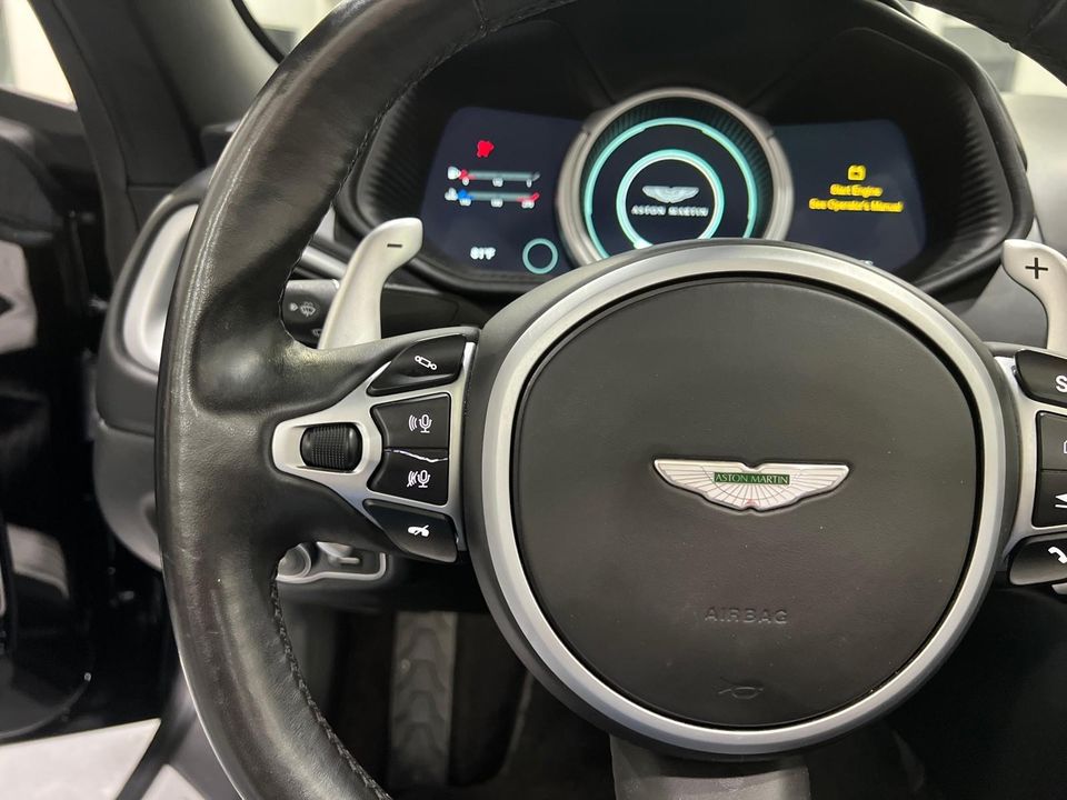 2021 Aston Martin DB11