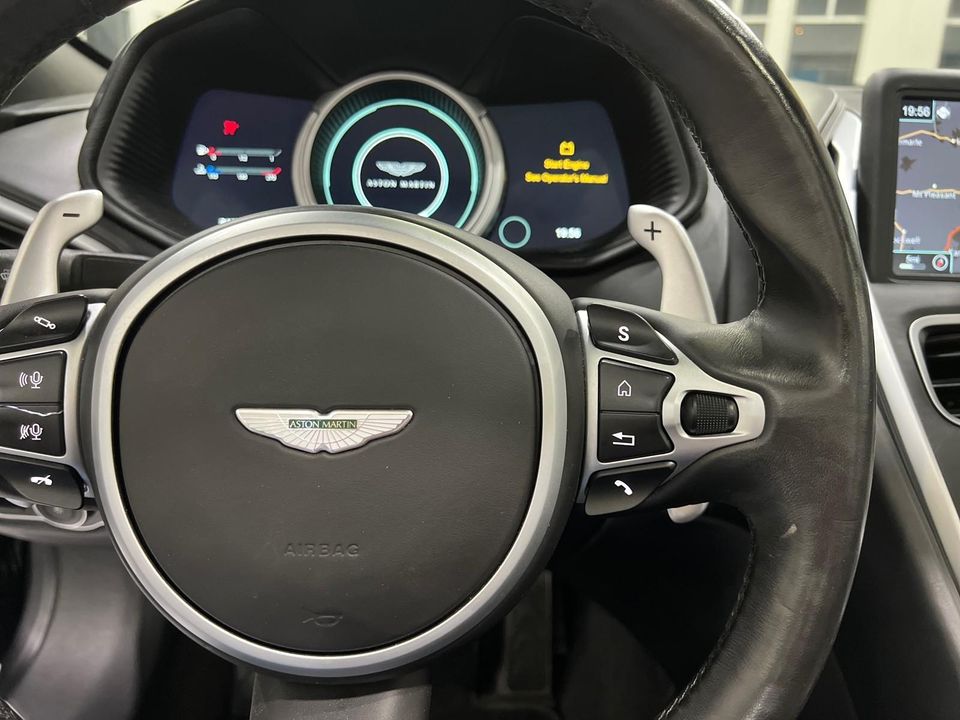 2021 Aston Martin DB11