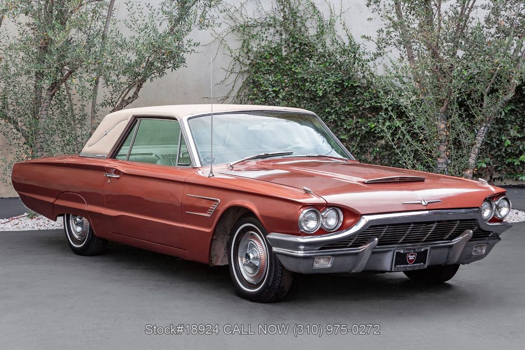 1965 Ford Thunderbird