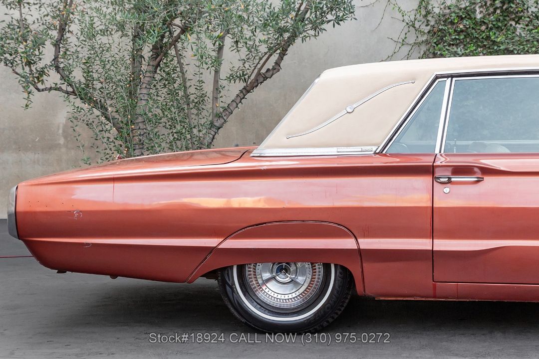 1965 Ford Thunderbird