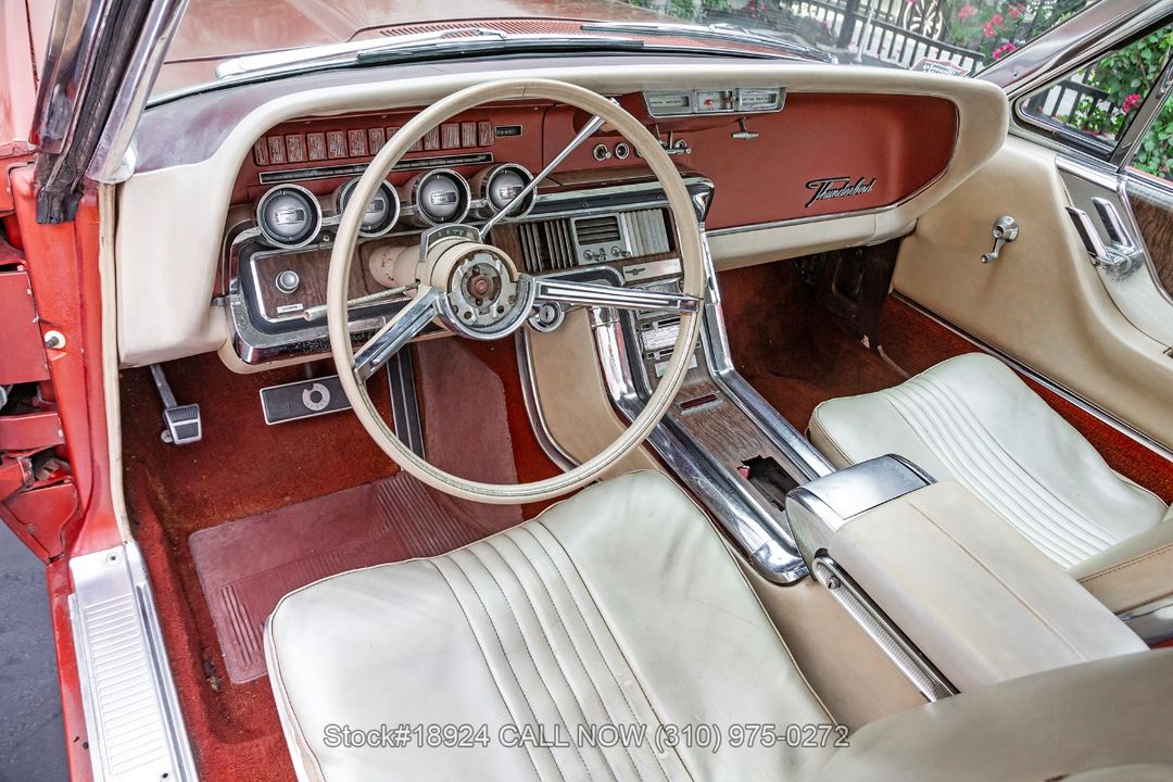 1965 Ford Thunderbird