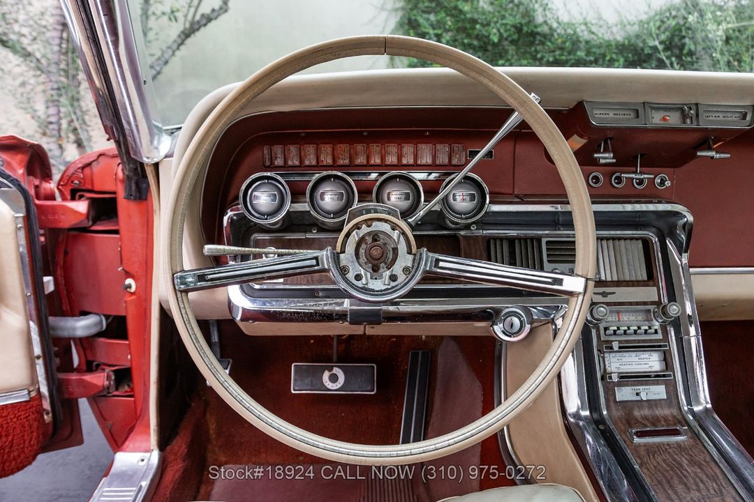 1965 Ford Thunderbird