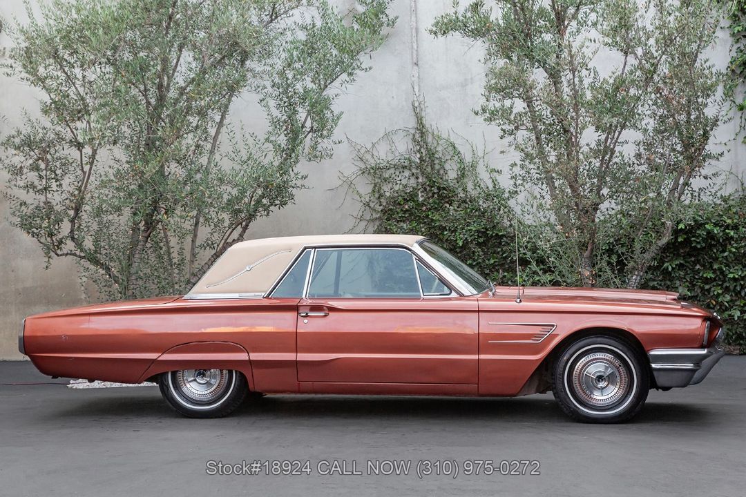 1965 Ford Thunderbird
