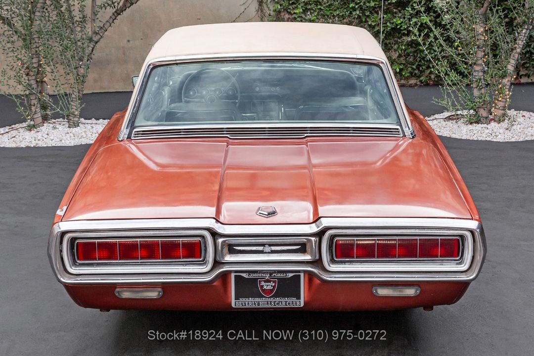 1965 Ford Thunderbird
