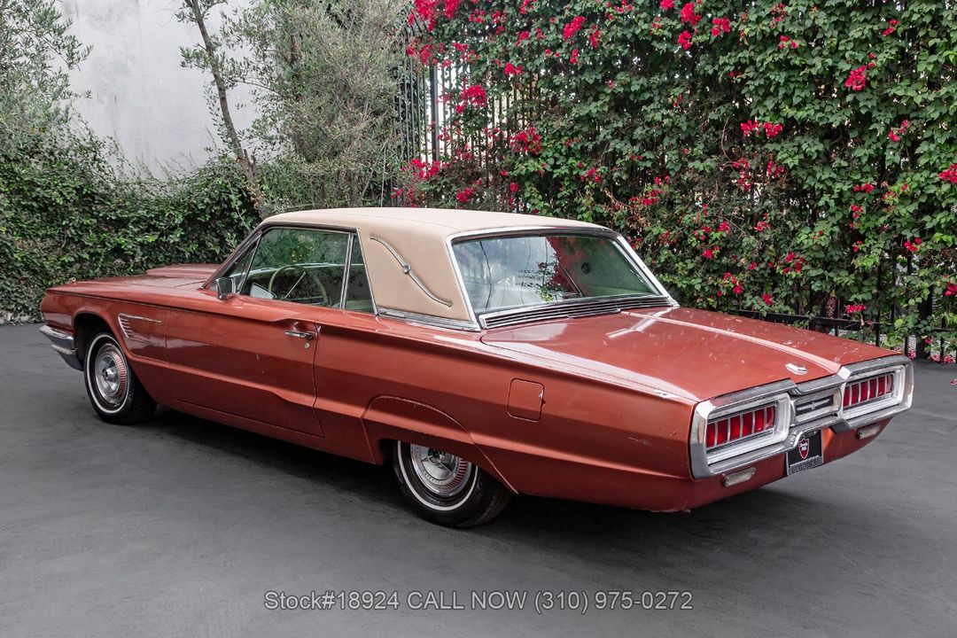 1965 Ford Thunderbird