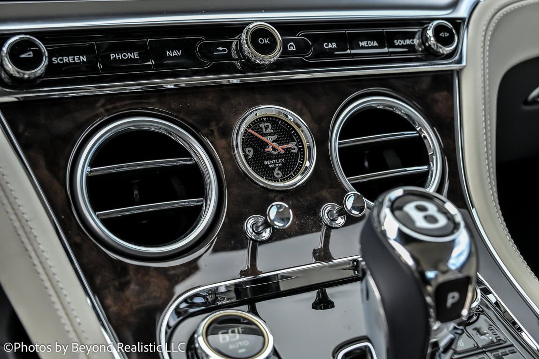 2024 Bentley Continental