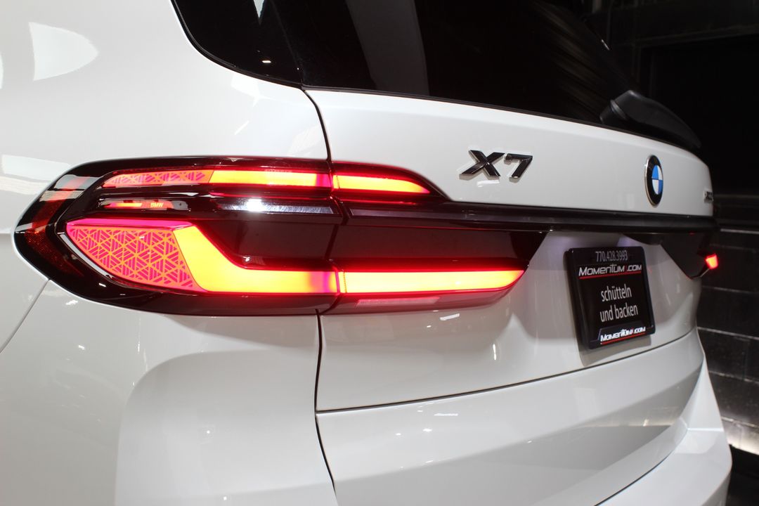 2024 BMW X7