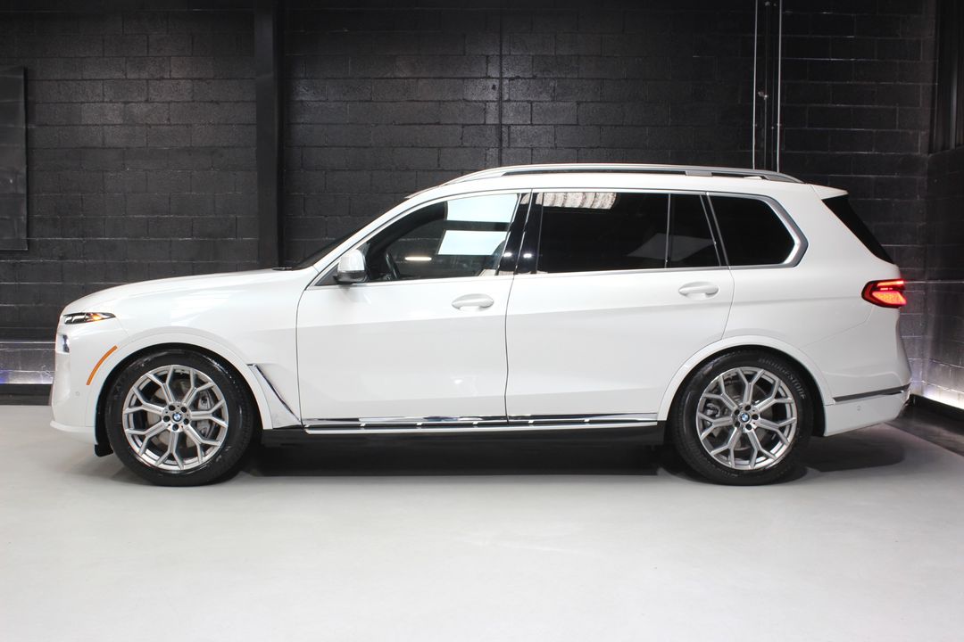 2024 BMW X7