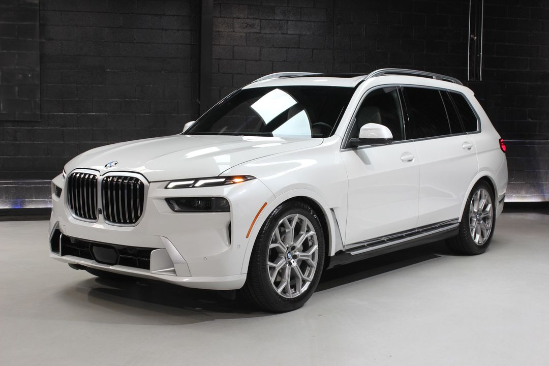 2024 BMW X7