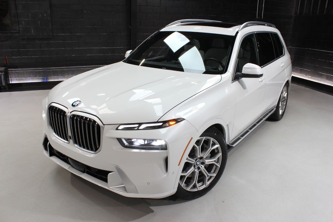 2024 BMW X7